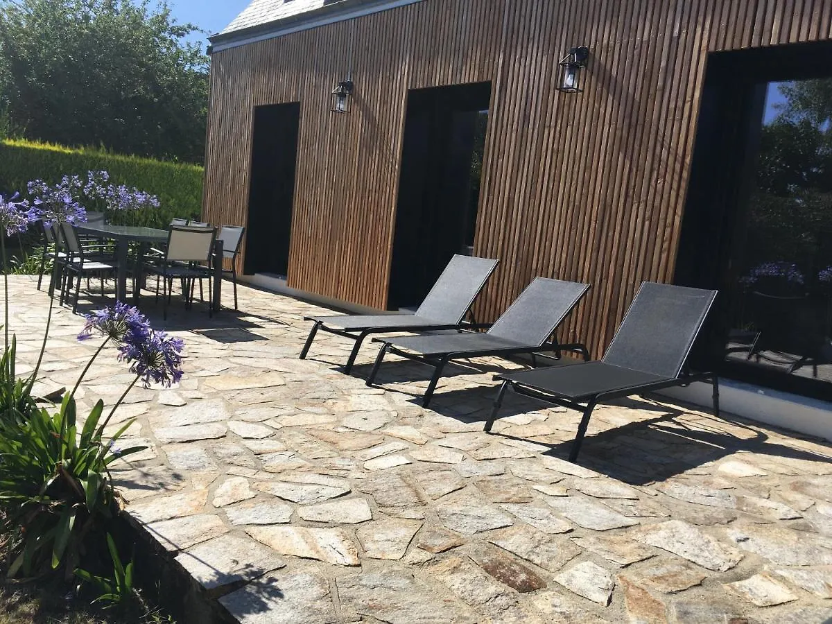 Ty Kervaillet,Maison Renovee Proche Plage Nevez